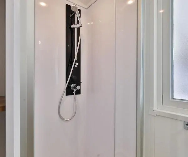 Grand Mobil 6 Personnes Climatise Avec 3 Et 2 Salles De Bains A En Alsace * Munster (Haut-Rhin)